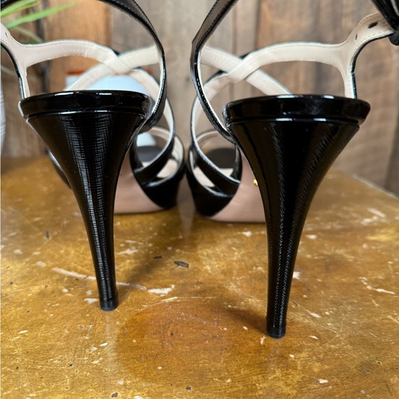 Prada "Authentic" Black Textured Leather Platform Sandals - Size IT 40/US 10 - Picture 9 of 11